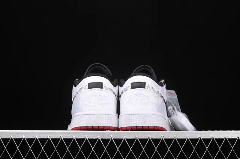 All categories Air Jordan Jordan series basketball shoes Air Jordan 1 Low CLOT x Air Jordan 1 Low "Fearless" AJ1 Joe 1 low-top white silk CU2804-100
